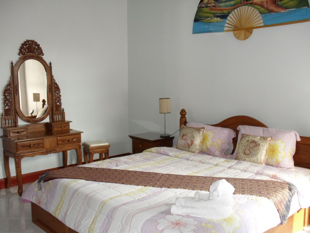 2 BEDROOMS, VILLA