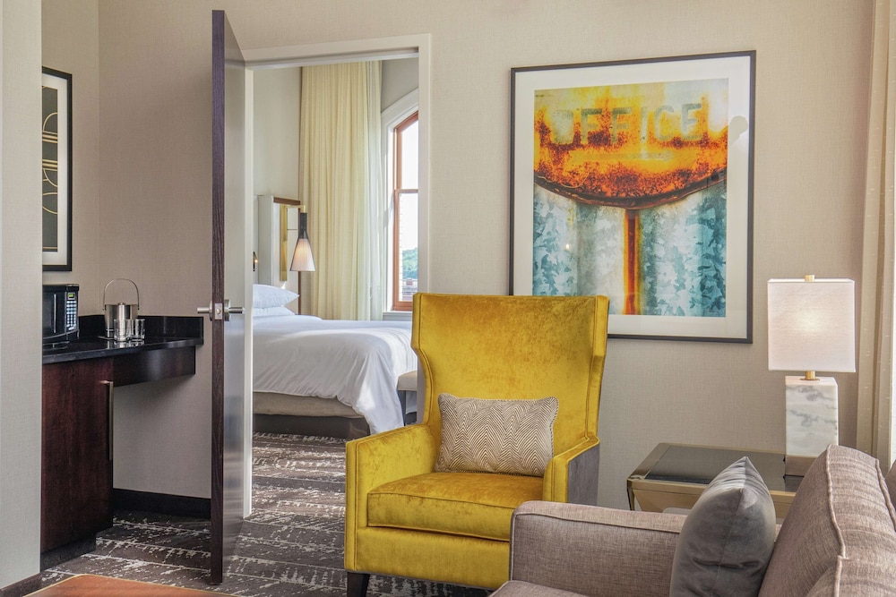 DoubleTree by Hilton Youngstown Downtown 22/46