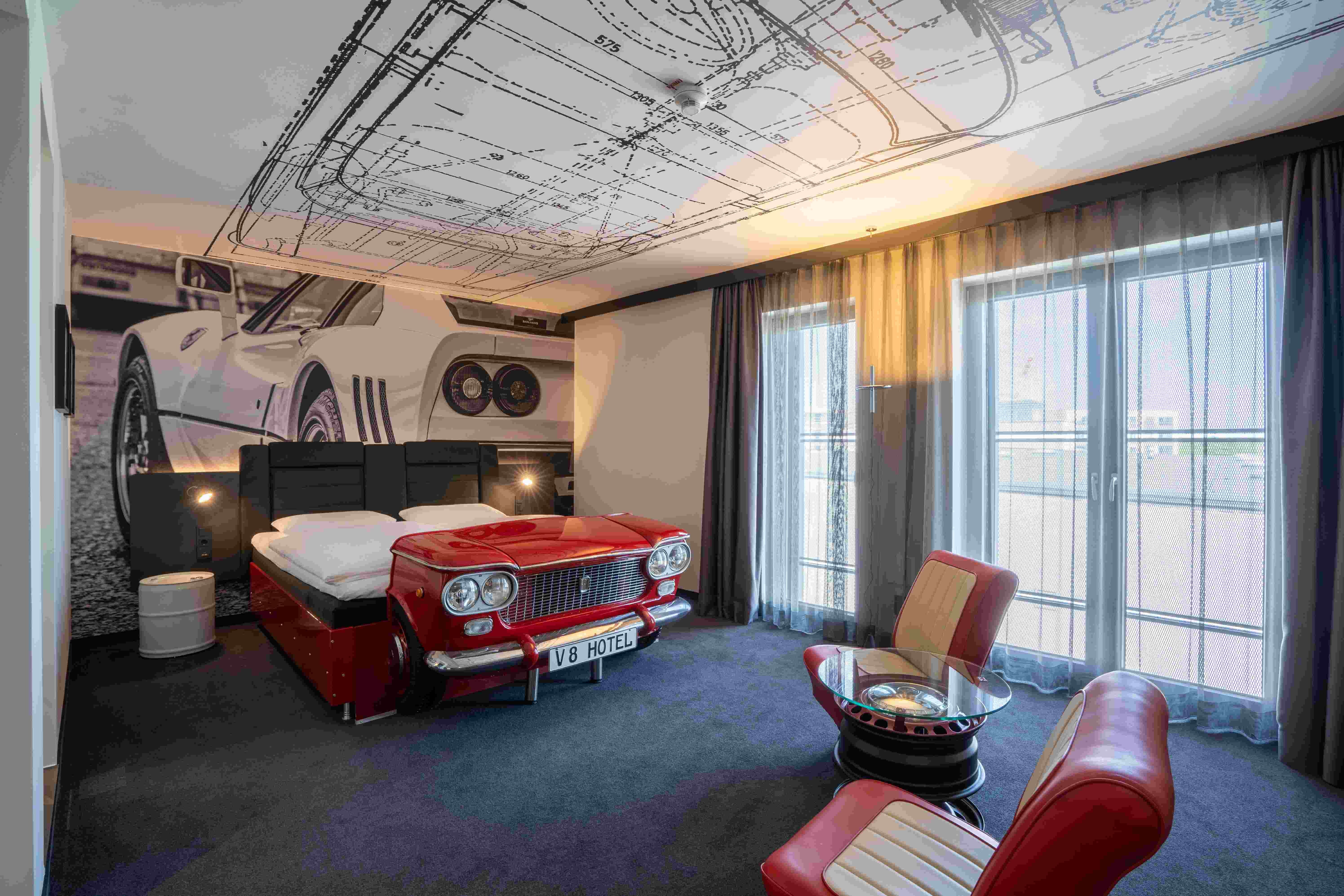 V8 Hotel Koln @ Motorworld 12/34