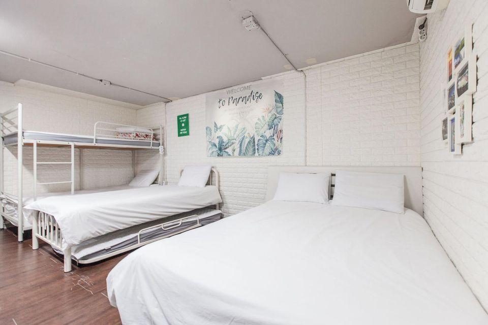 2 Bedrooms, Connecting, Premium, House