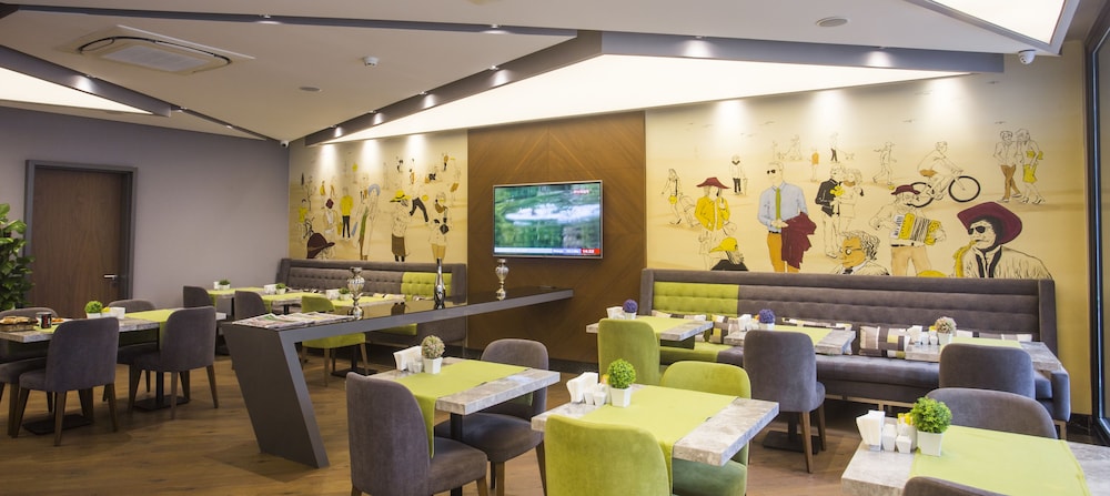 Zeniva Hotel Izmir 33/48