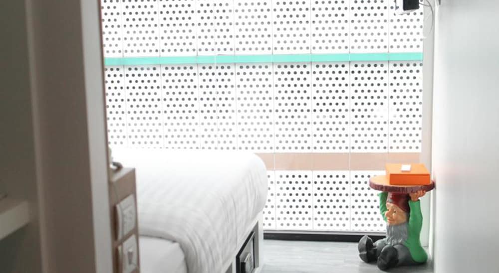 Sbox (Sukhumvit 31) 25/68