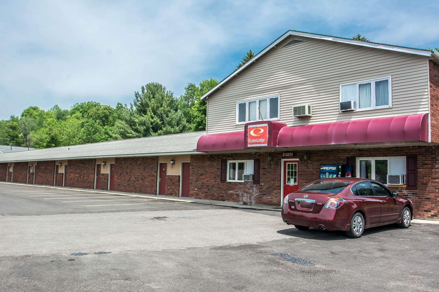 Econo Lodge Hornell 39/41