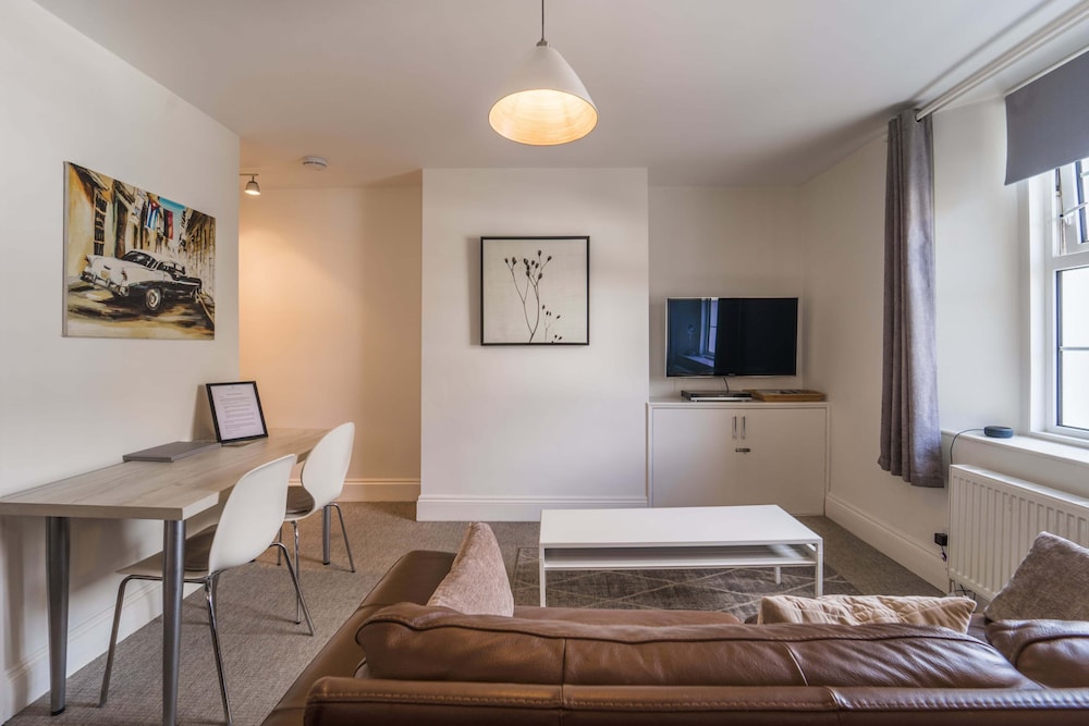 Trinity Mews 28/50