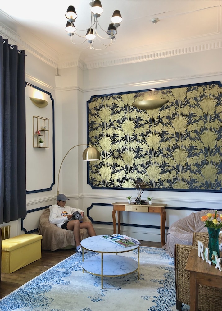Logis Hotel Le Majestic 25/48