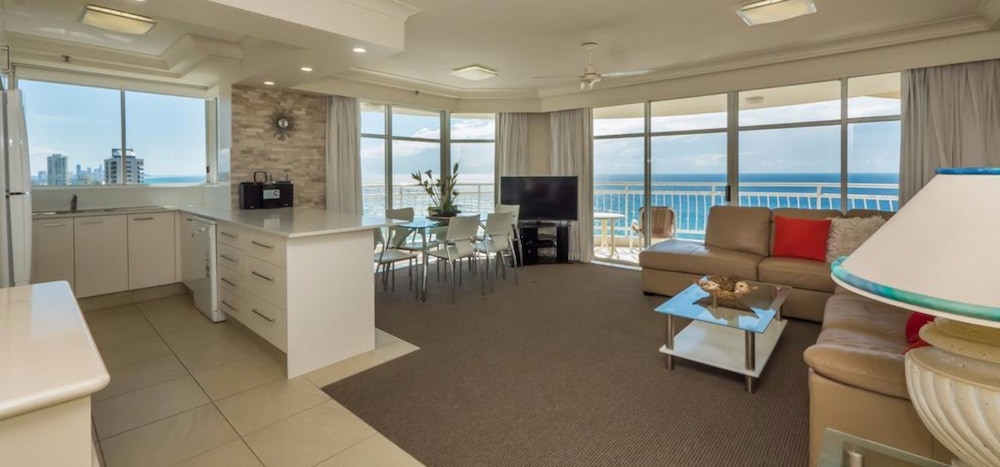 2ND AVENUE BEACHSIDE APARTMENTS 49/73