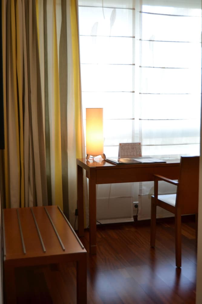 Maroa Hotel Ex Hotel America Vigo 27/48