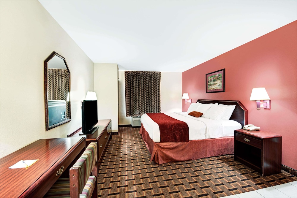 Days Inn by Wyndham Dallas Plano 10/31