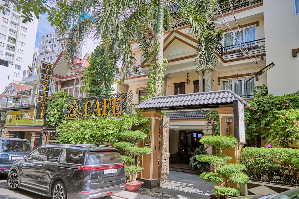 Airstar Hotel & Apartment 42/50