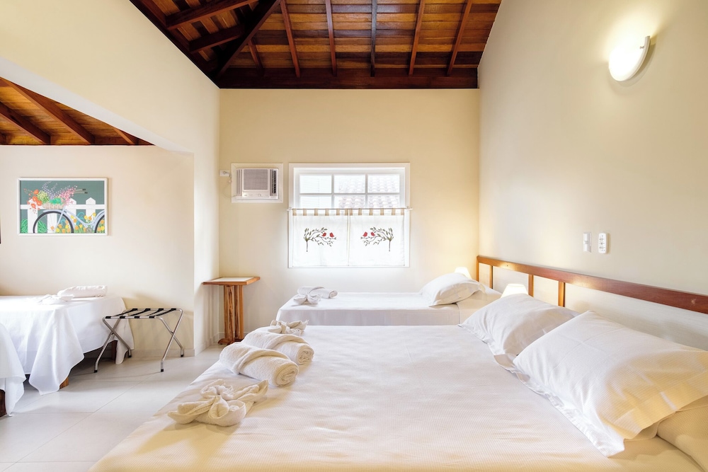 Family, 1 Double and 3 Single Beds