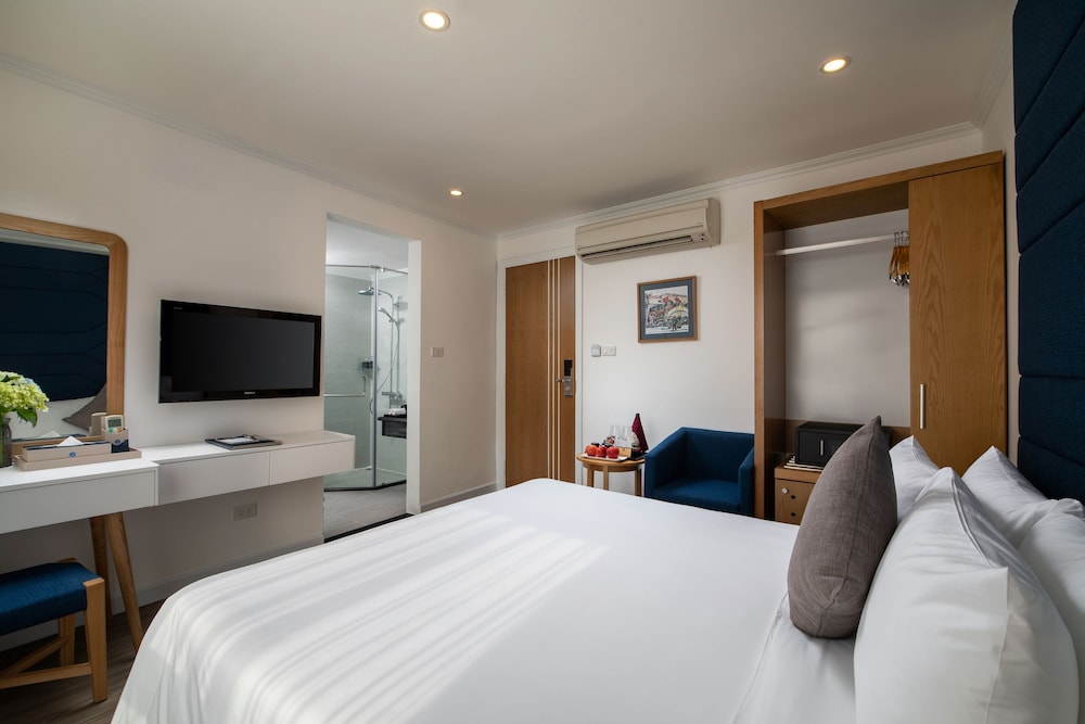 Bonsella Cozy Hotel 8/45