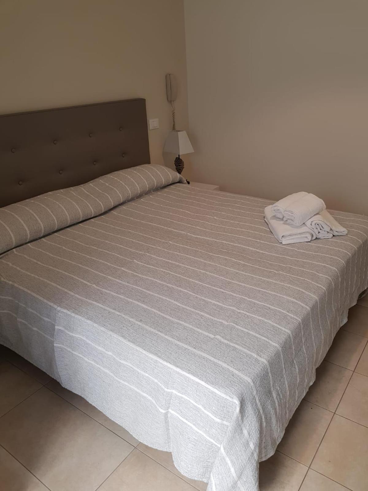 Hotel Condor 12/50