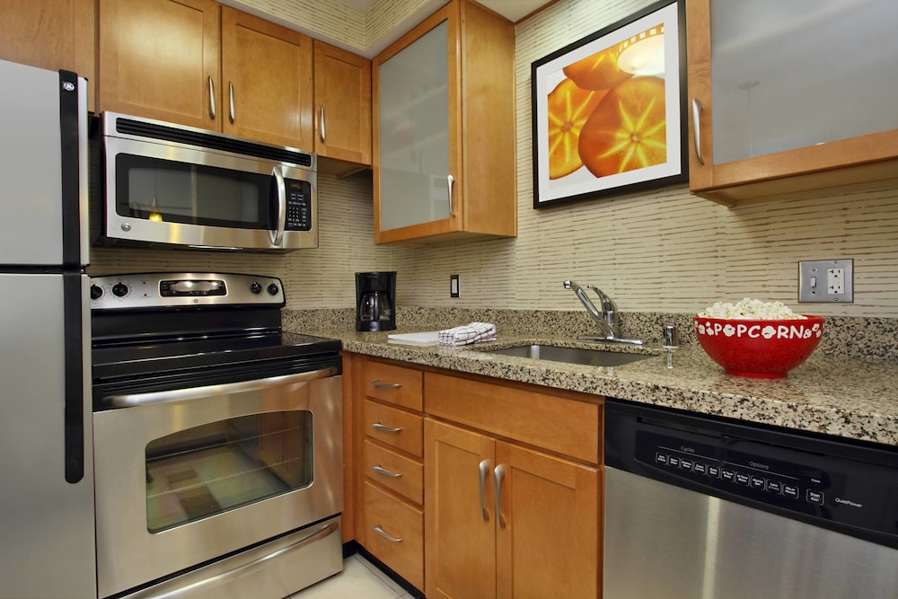 Residence Inn Phoenix Glendale Sports & Entertainment District 36/54