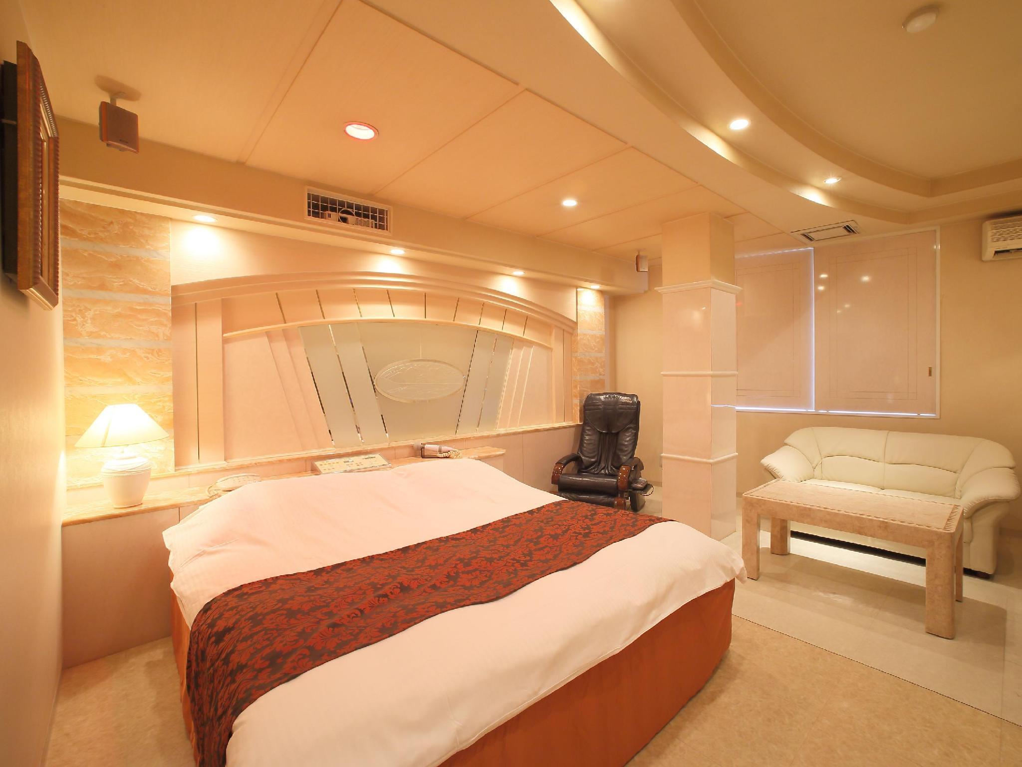 ROOM, DOUBLE BED, PRIVATE BATHROOM
