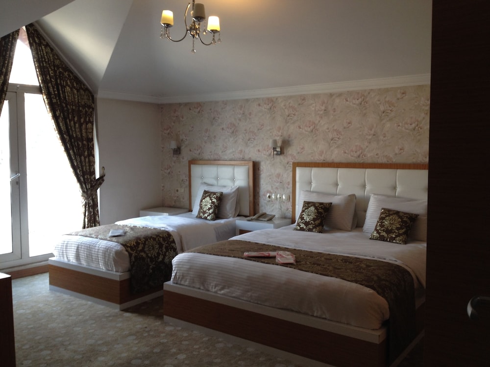Cebeciler Hotel 18/42