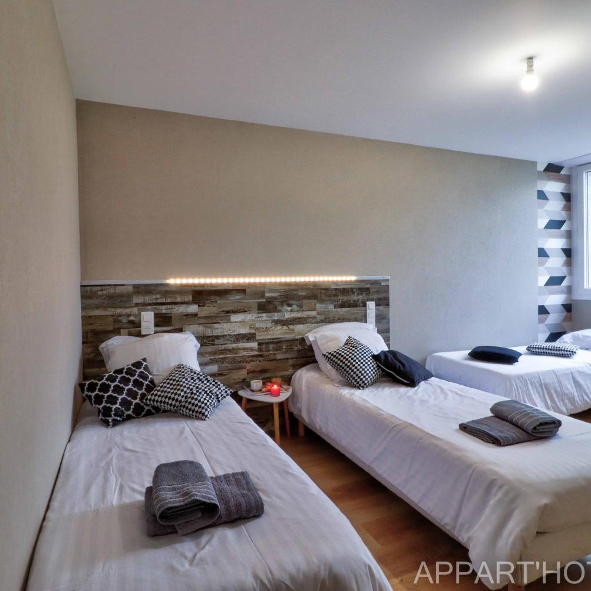 Appart hotel Cholet Carteron 7/50