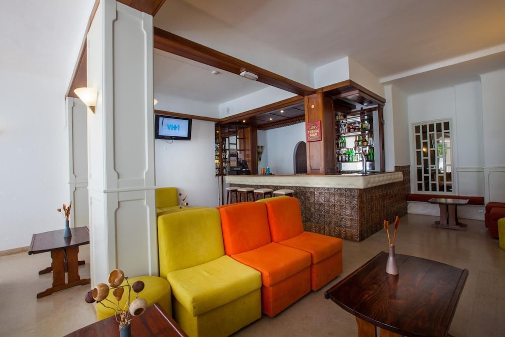 Atismar Hotel 10/50
