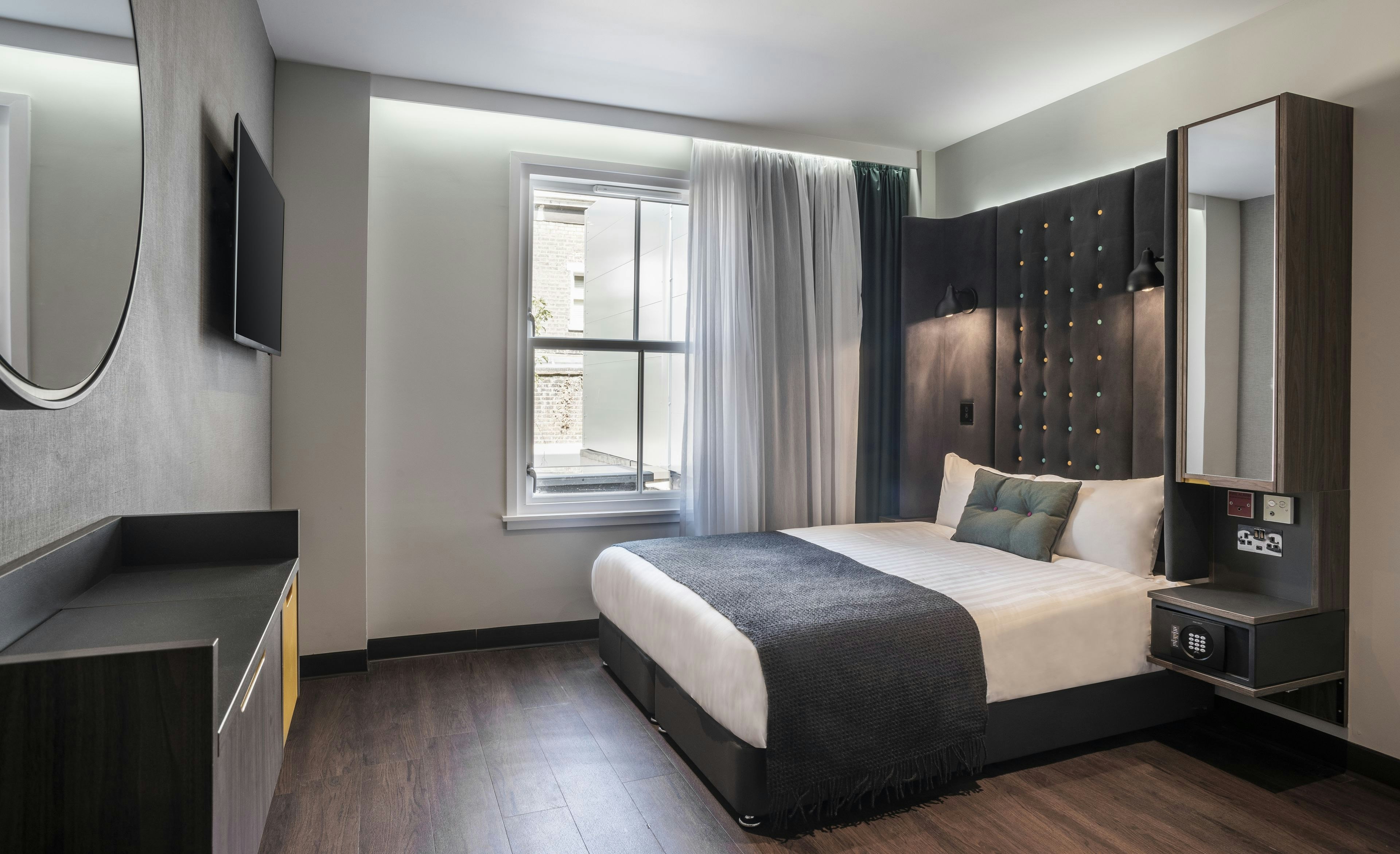 ROOM, DOUBLE BED, ACCESSIBLE