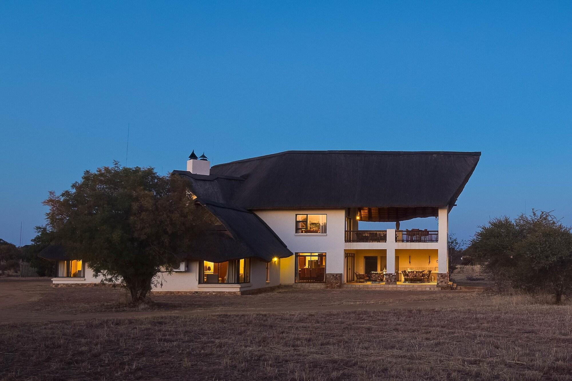 PROTEA ZEBULA LODGE 45/50