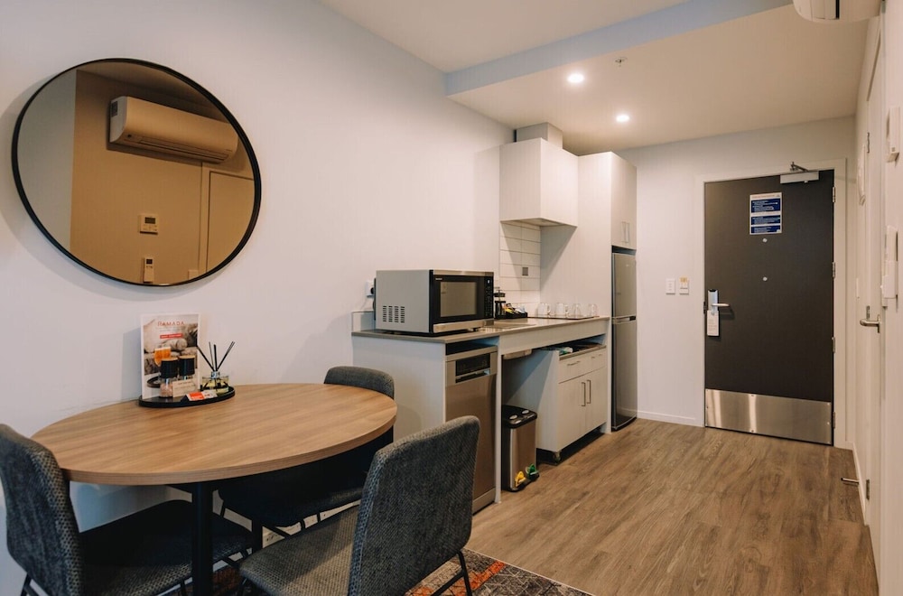 Ramada by Wyndham Newmarket Auckland 38/50