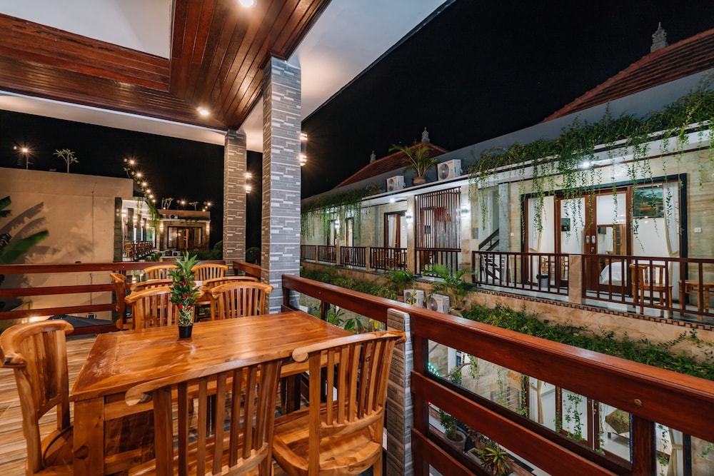 Sari Nusa Inn 11/16