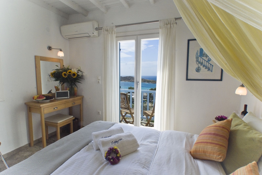 Zephyros Hotel 17/66
