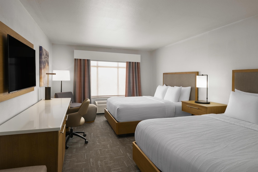 Standard, 2 Queen Beds
