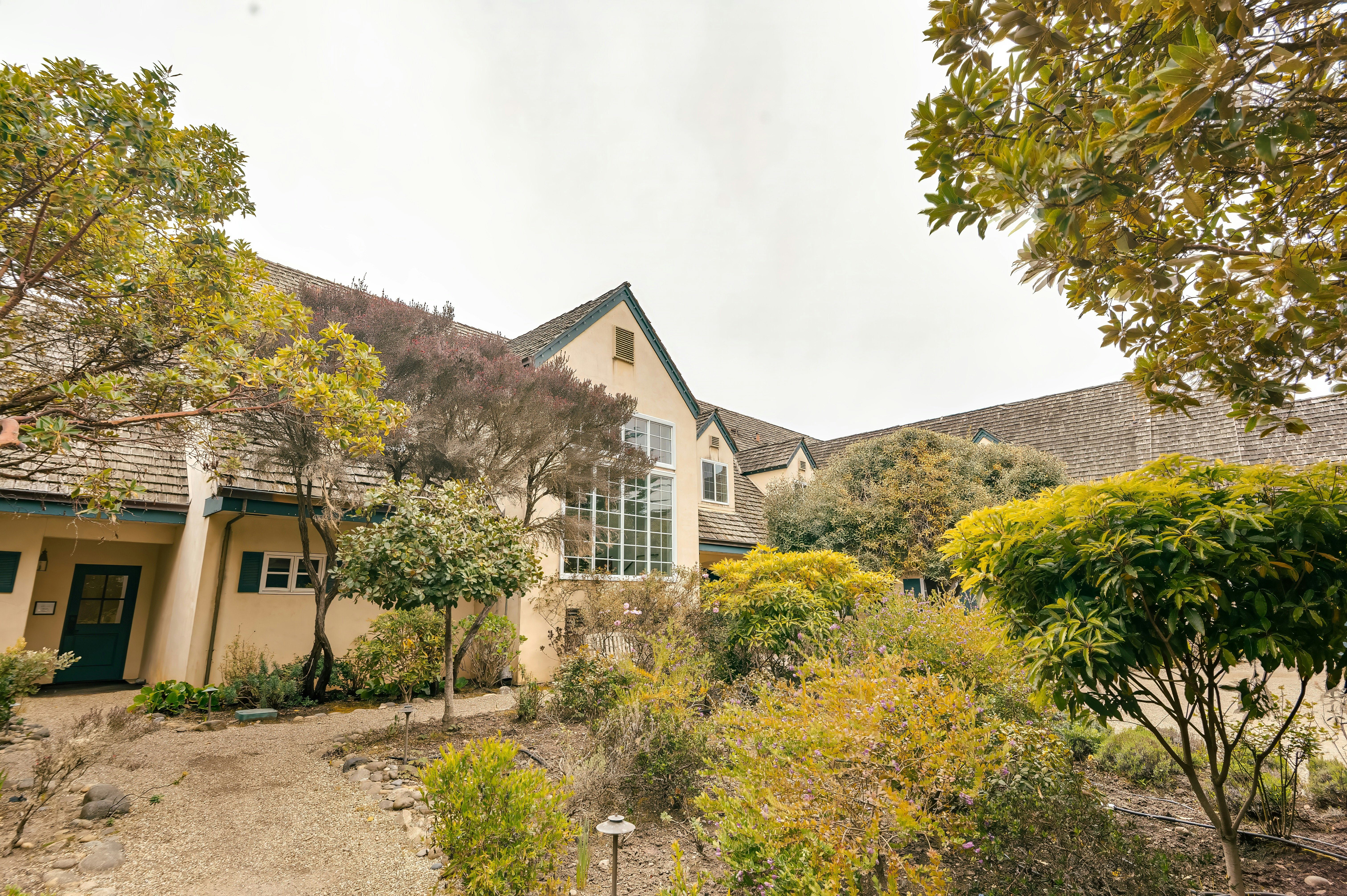 Seal Cove Inn 73/75