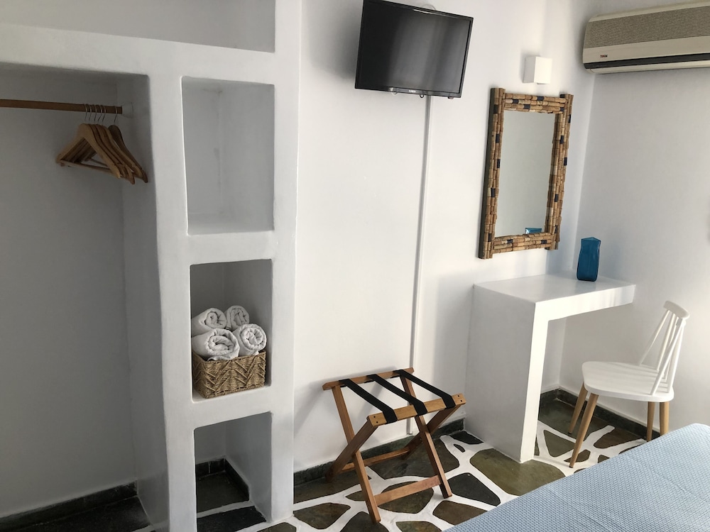 Angelina Studios 35/49