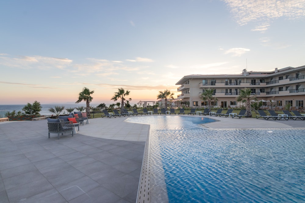 King Maron Beach Hotel & Spa 31/50