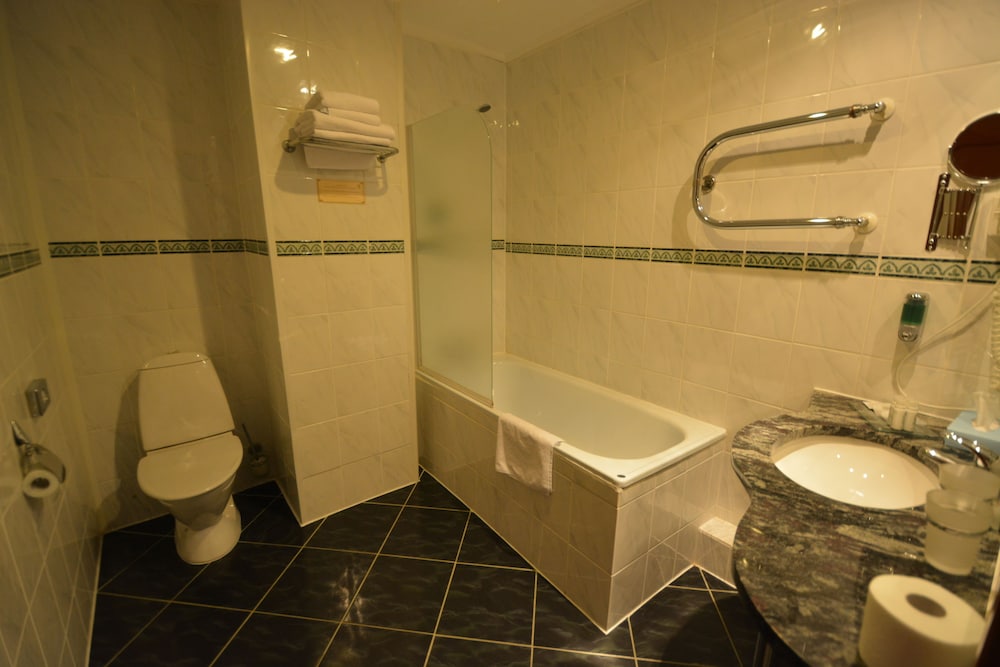 Pegasa Pils Hotel 31/33