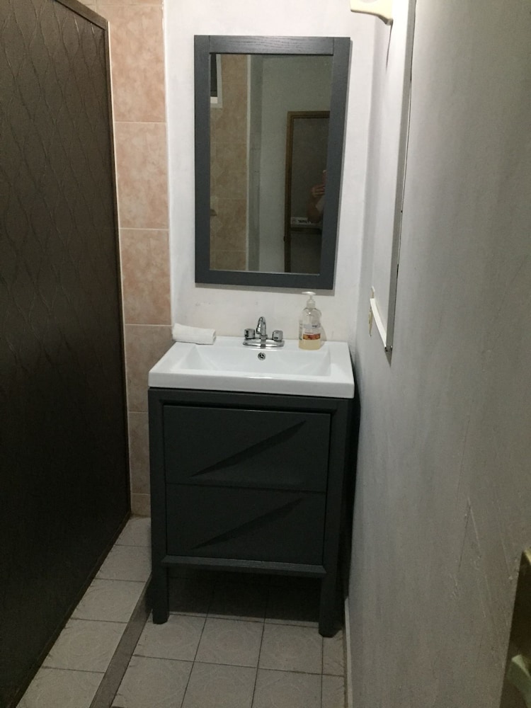 Hostal Casa Blanca 50/50