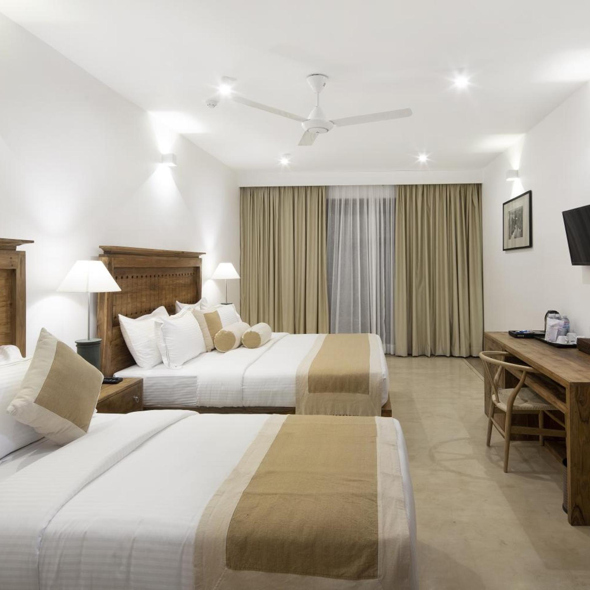 Lucky Elephant Hotel 13/48