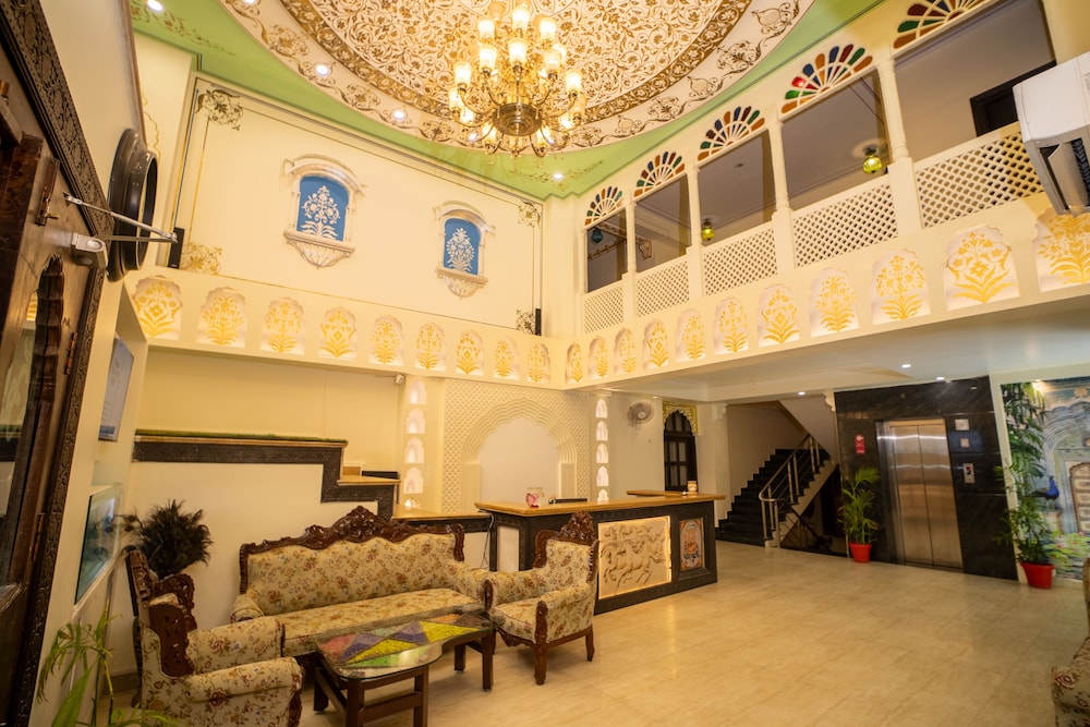 Hotel Laxmi Niwas 50/62