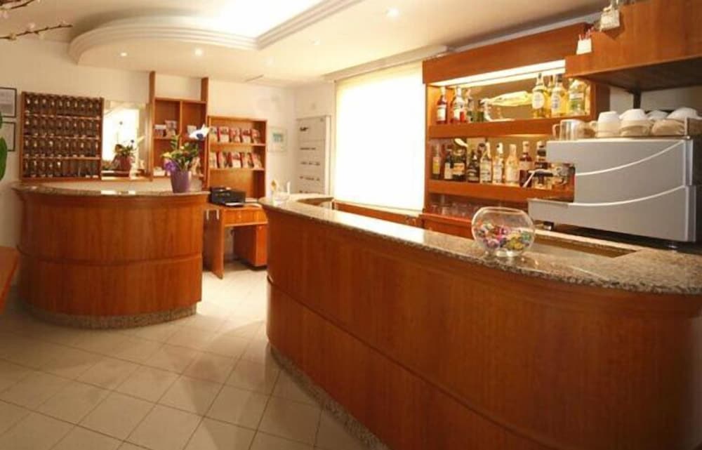 Sport Hotel 4/34