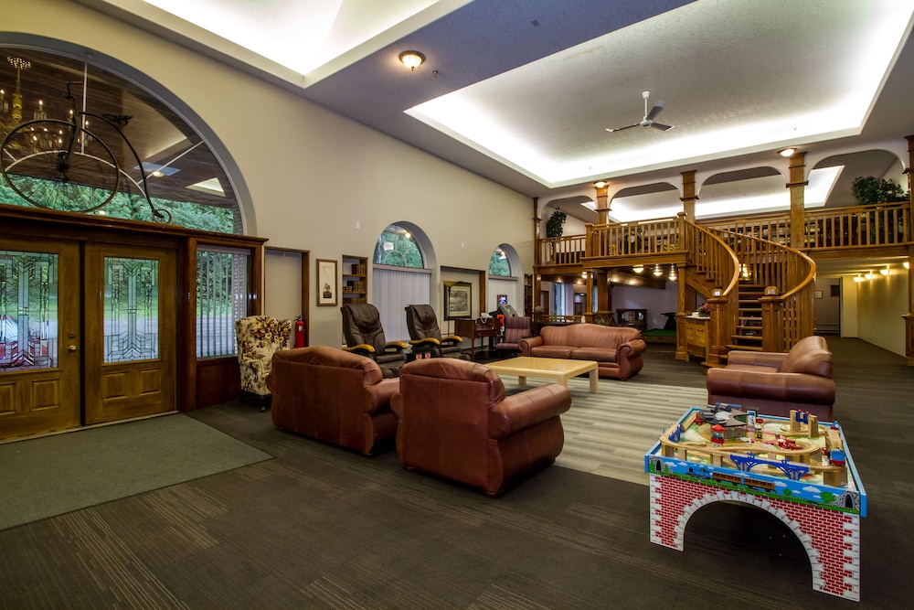 Three Valley Lake Chateau 38/60