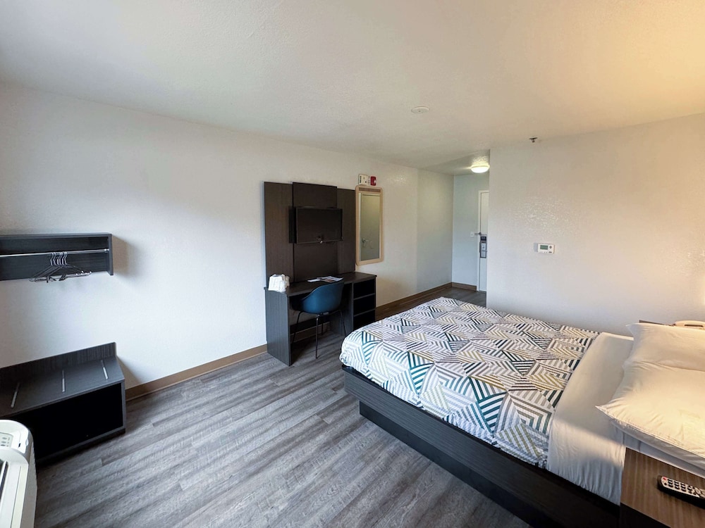 Motel6 Glenview, IL - Chicago North 32/60