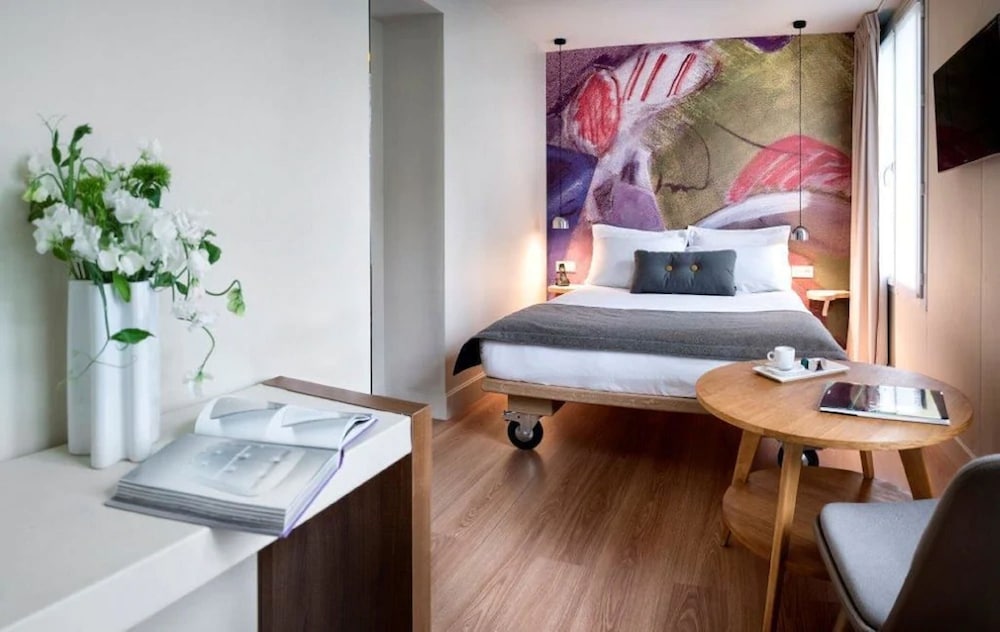 Max Hotel 59/59