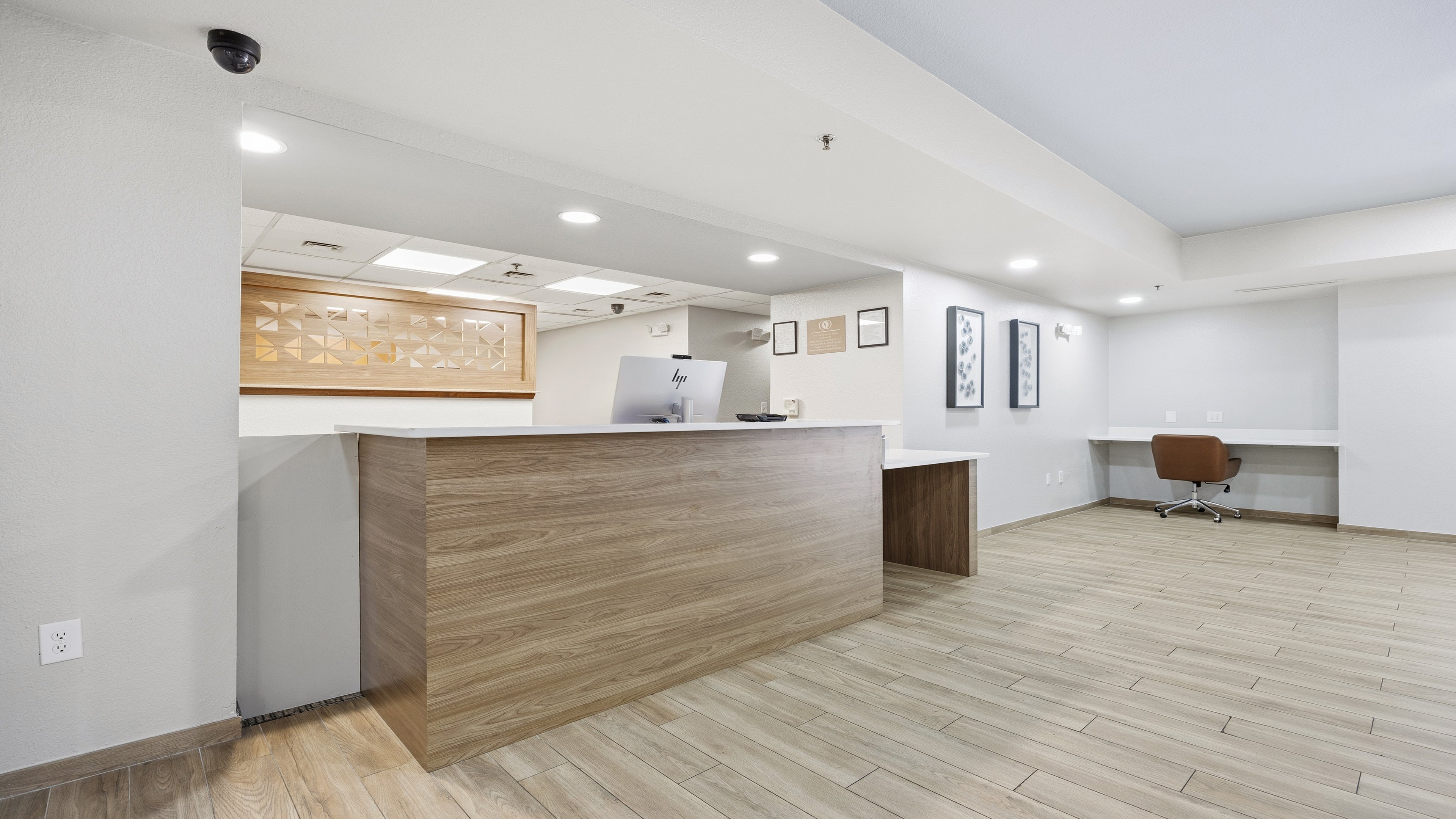 Candlewood Suites Macon 9/70