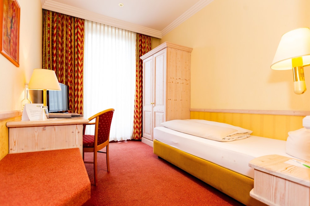 Parkhotel Traunstein 12/50