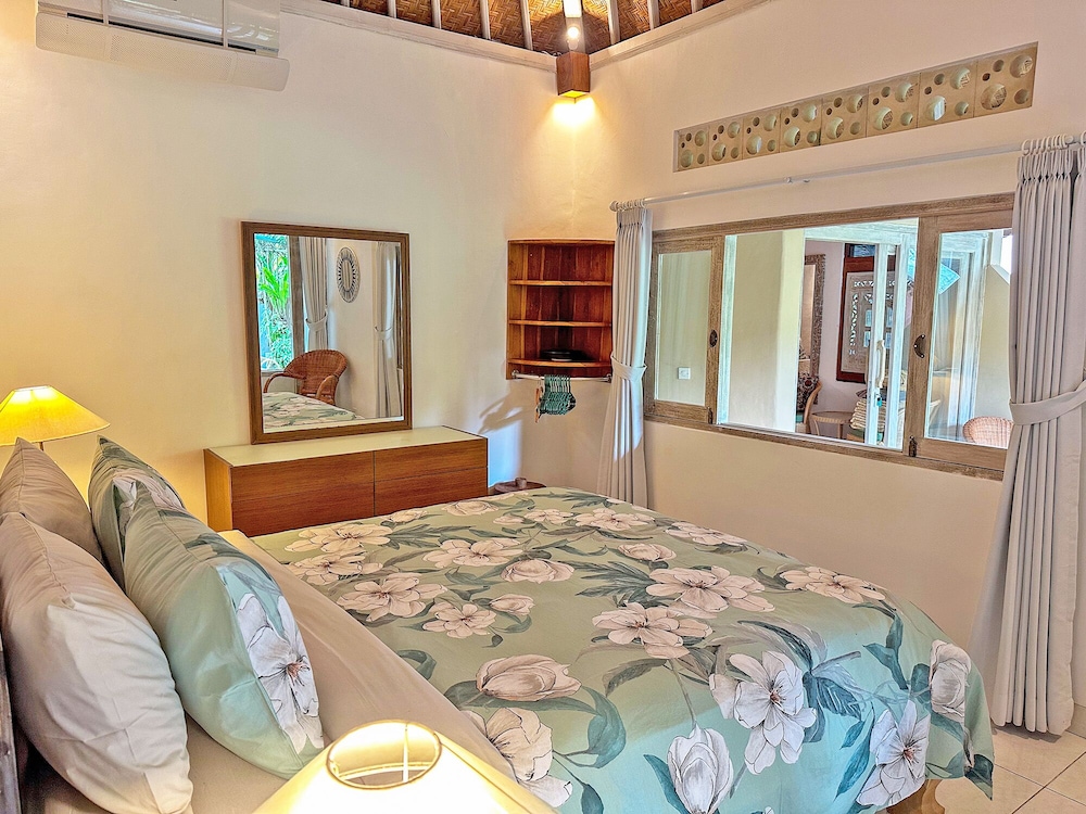 2 BEDROOMS, DELUXE, COTTAGE, GARDEN VIEW