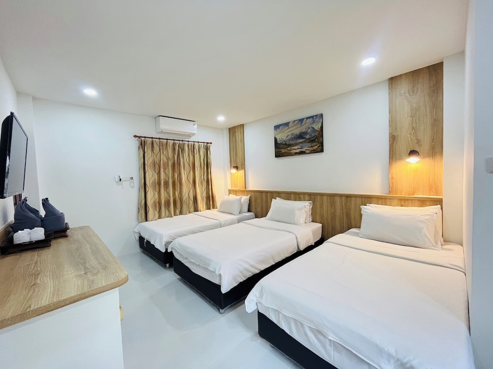 Rendezvous Oldtown Chiangmai (SHA Extra Plus) 15/50