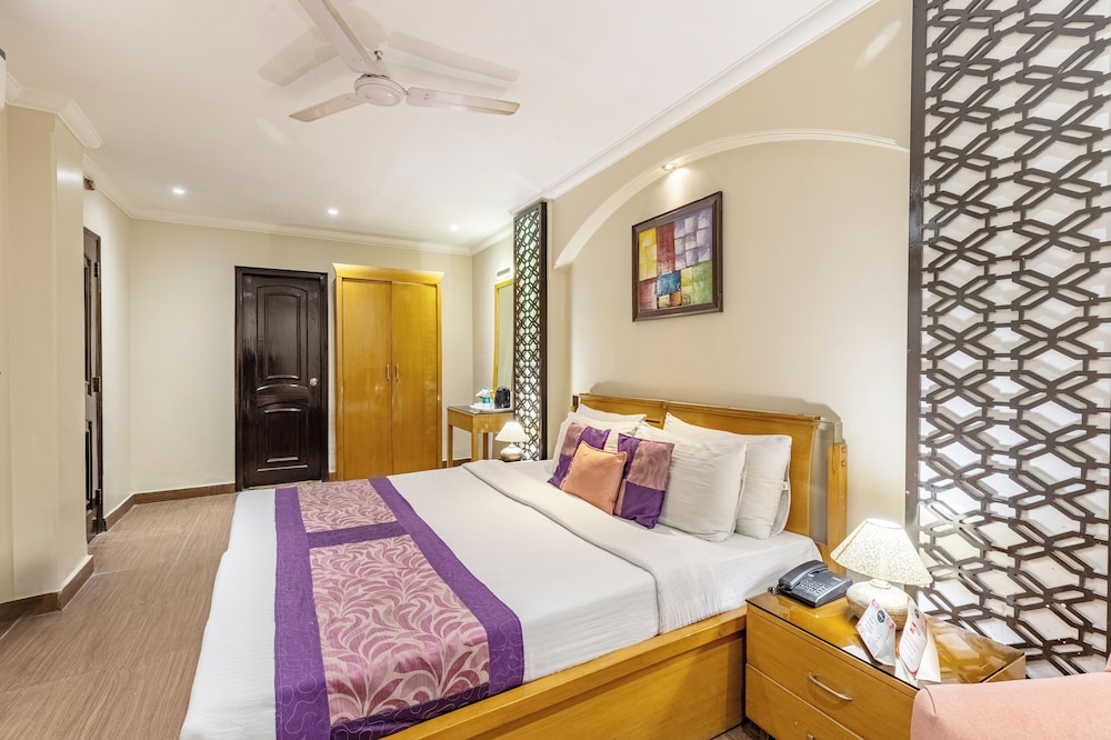 Hotel Emperor Palms 30/63