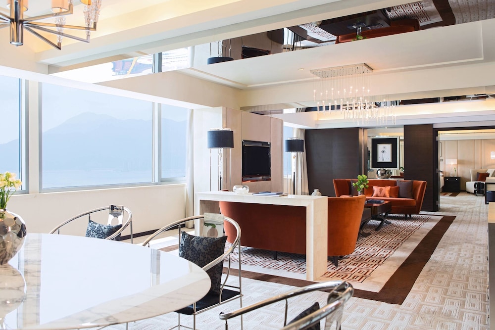 Hong Kong Skycity Marriott Hotel 33/53