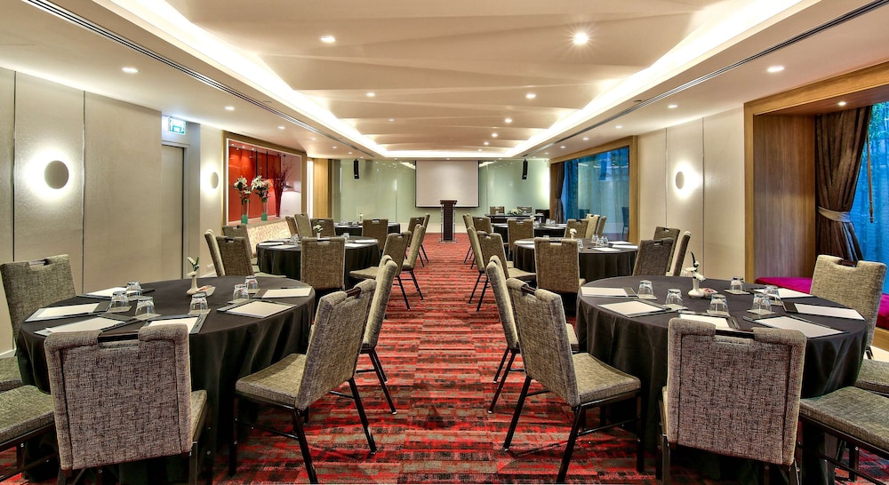 PARK PLAZA BANGKOK(SOI 18) 63/75