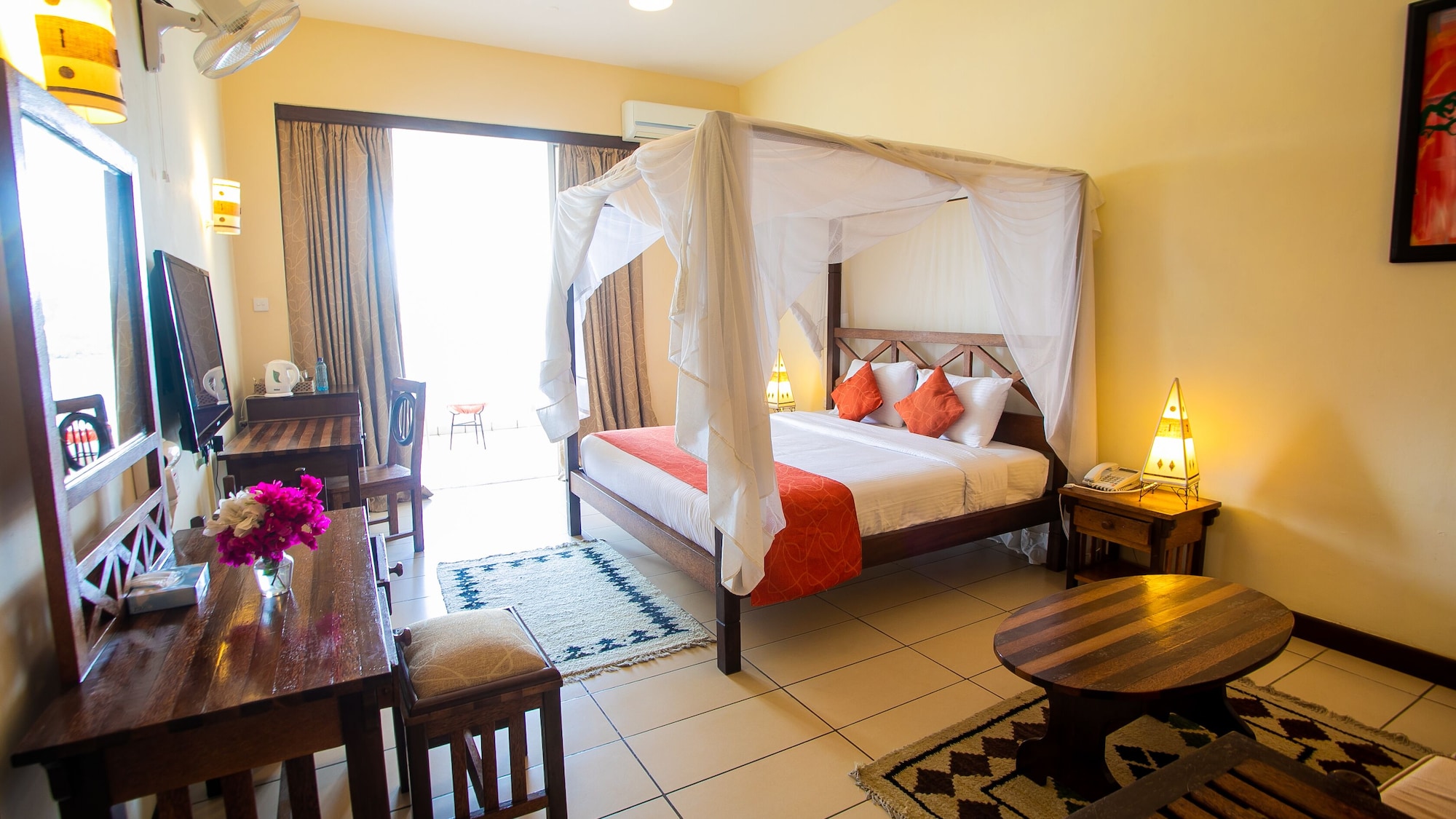 Room at CityBlue Creekside Hotel & Suites, MOMBASA