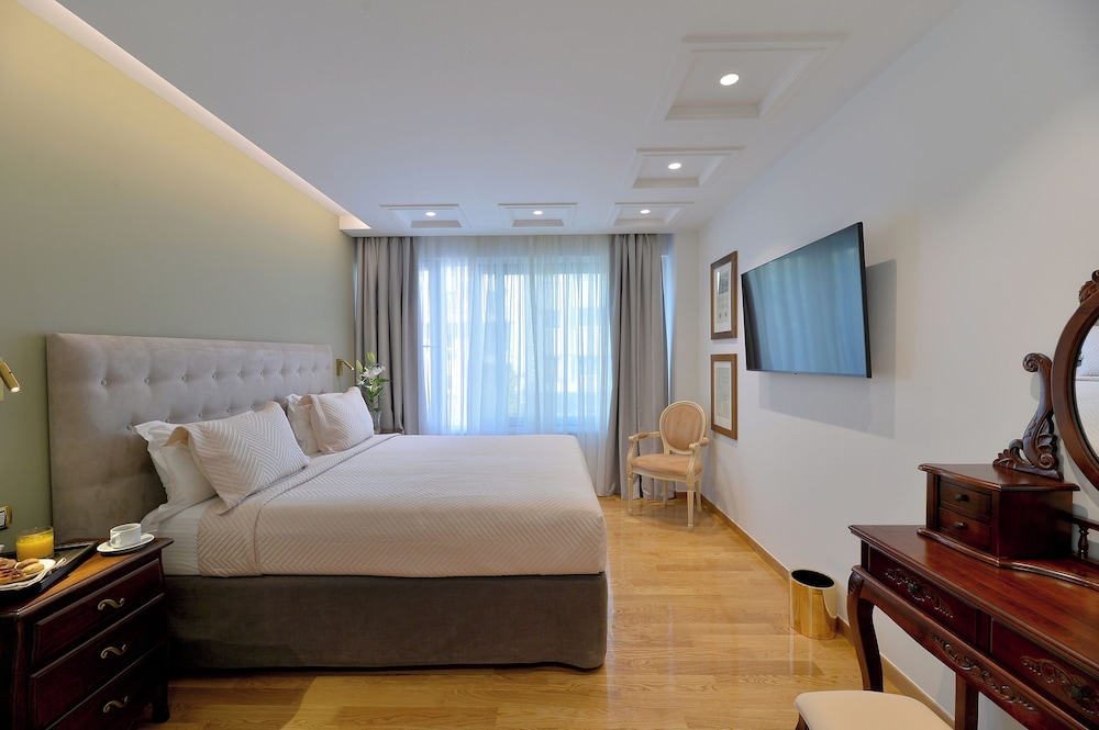 Acropolian Spirit Boutique Hotel 32/64