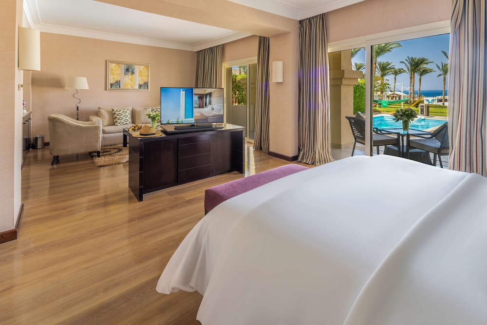SWIM UP, SUITE
