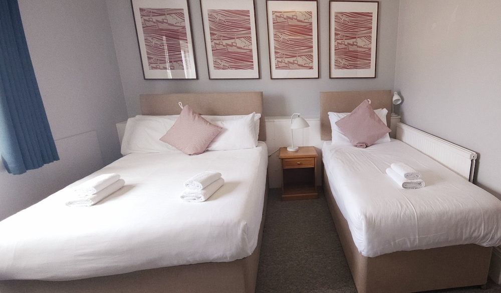 Gracellie Hotel 24/50
