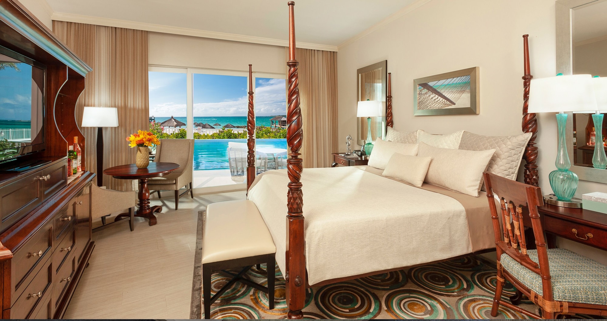 Swim Up, East, Beach, Superior, Suite, King Bed, Beach Front, Butler